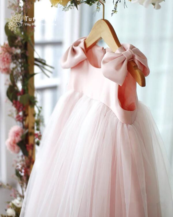 Đầm váy công chúa cho bé gái Tutupetti nơ vai đuôi voan xòe bồng đáng yêu