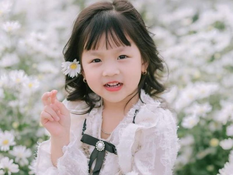 Bé Gái Tên Yến Đệm Gì Hay? 10 Ten the hien mong uoc tot dep cua bo me