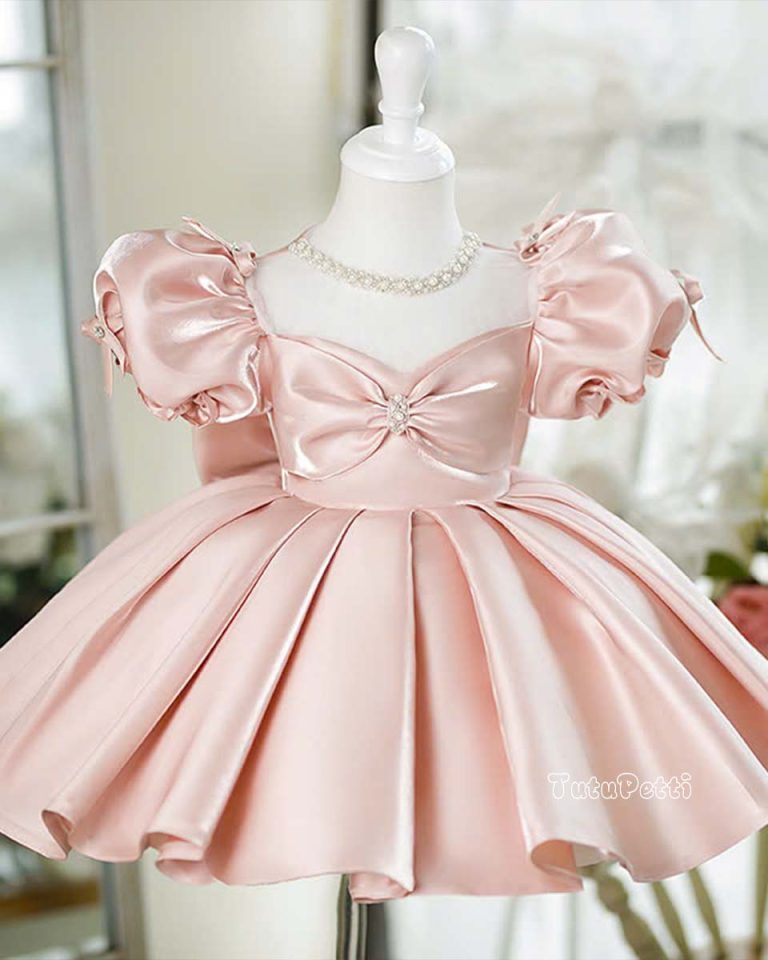 Đầm Công Chúa nơ ngực kết cườm