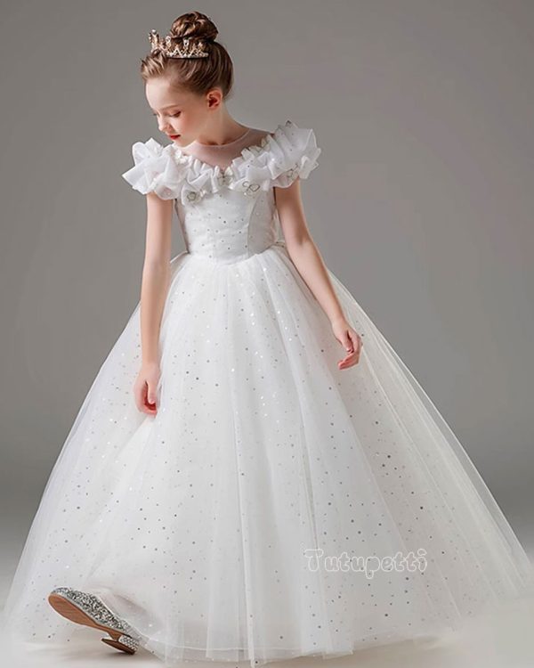 vay dam cong chua cinderella mau trang 2024 4