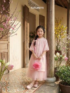 Áo Dài Cách Tân Thêu Hoa Xinh Xắn Cho Bé 9 623819474 1273798074859608 6438650461751544425 n