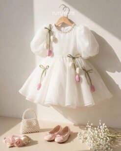 Đầm Tiểu Thư Tulip Ngọc Trai Trắng Xinh 